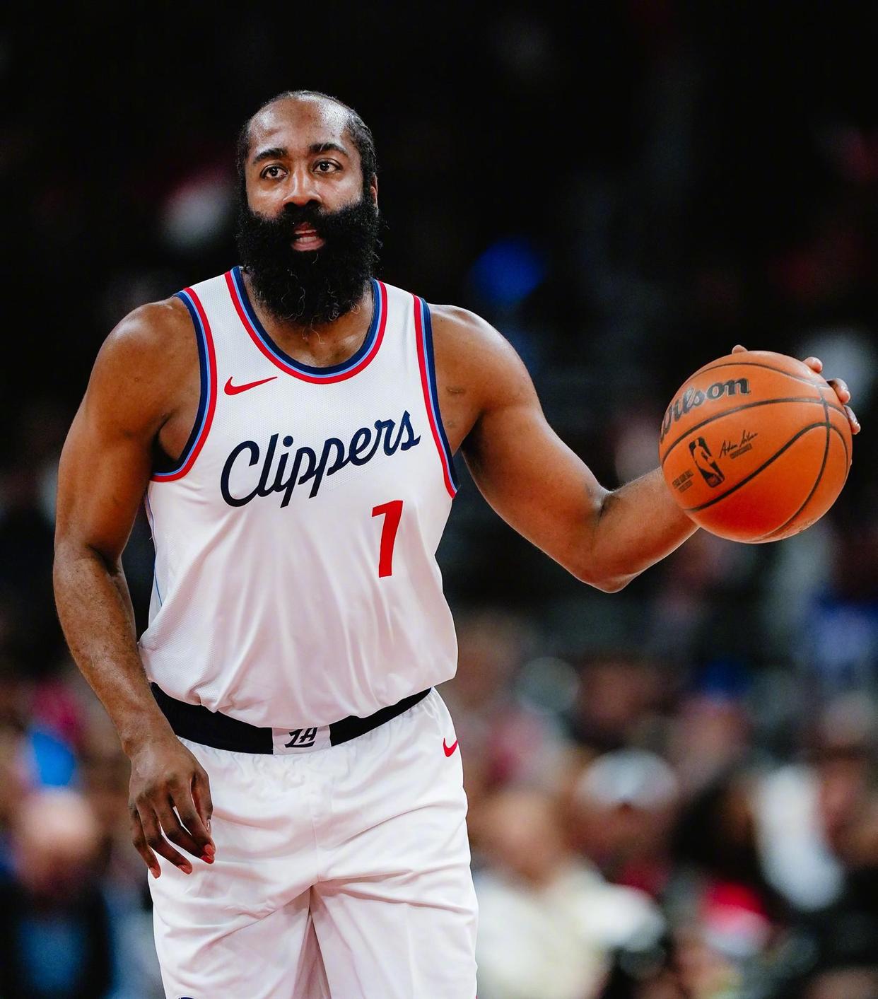  哈登在RNG比赛中回归赛场，逆转引发热议！-ky体育